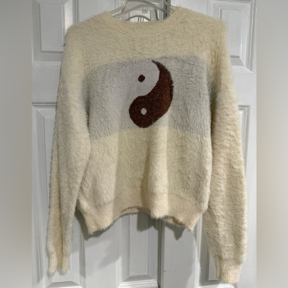 Cozy Cream Fuzzy Yin Yang Sweater NWOT